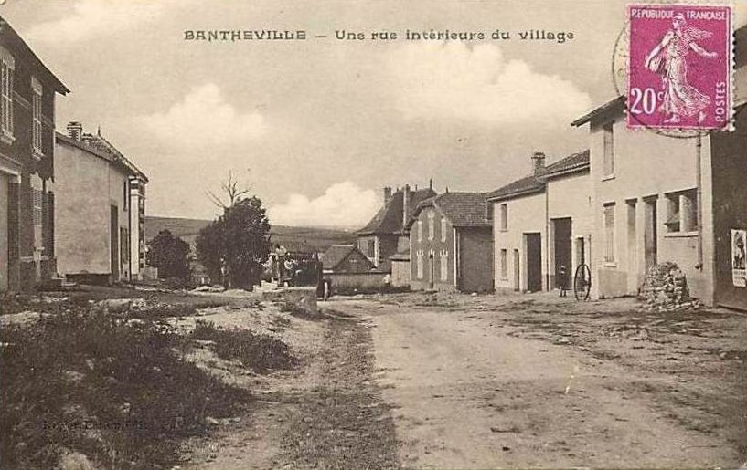 Bantheville une rue interieure du village